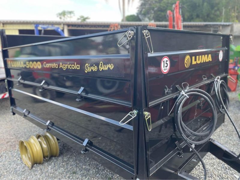 Carreta Agrícola Basculante Metálica 5.000 KG S/Pneus