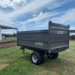 Carreta Agrícola Basculante Metálica 5000 kg- S/Pneus