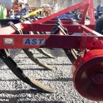Arado Subsolador Hidráulico 11/11 – C/Roda