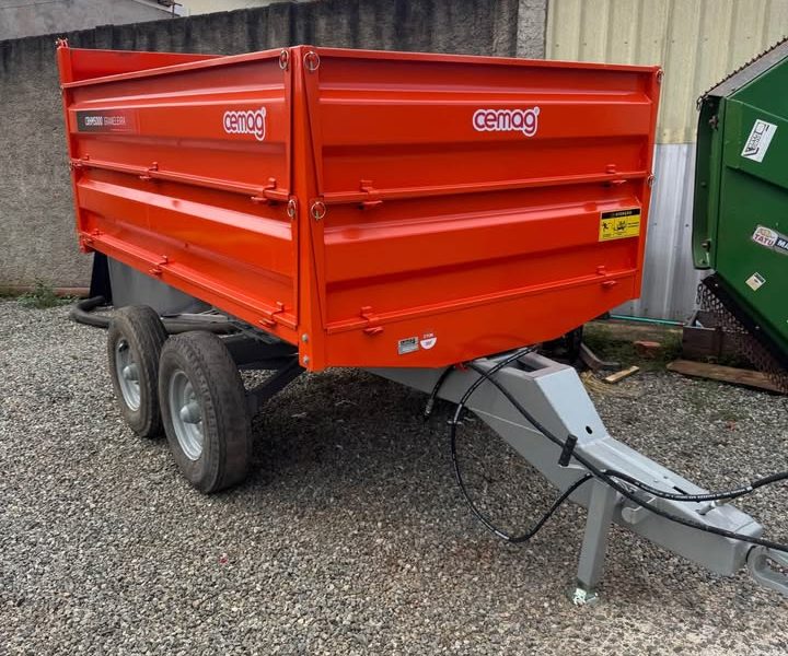 Carreta Agrícola Basculante Hidráulica- CBHM 5000 C/Pneus