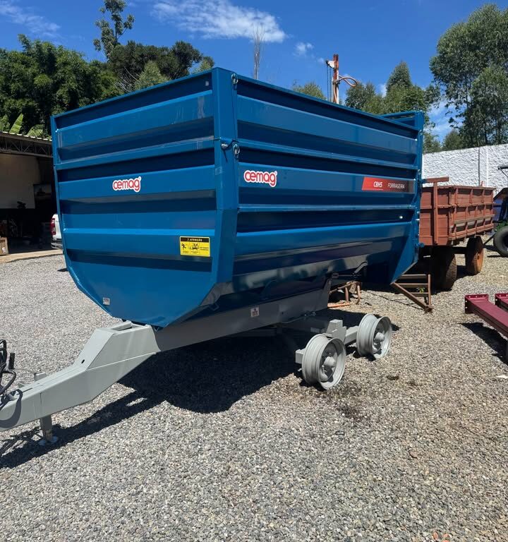 Carreta Basculante Hidráulica- CBH 5 Toneladas 7,5 m³ - S/ Pneus