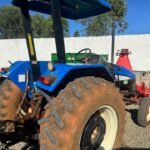 Trator New Holland TL 75 - 4 x 2 - 2008