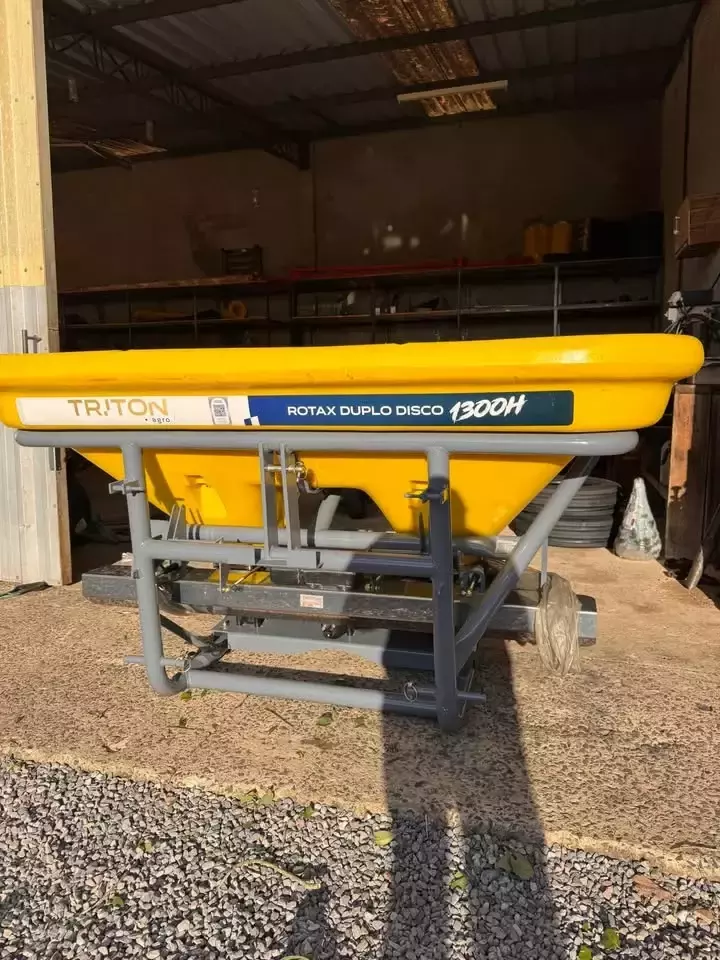 Distribuidor Semeador Rotax 1300 - Hidráulico - Triton Agro